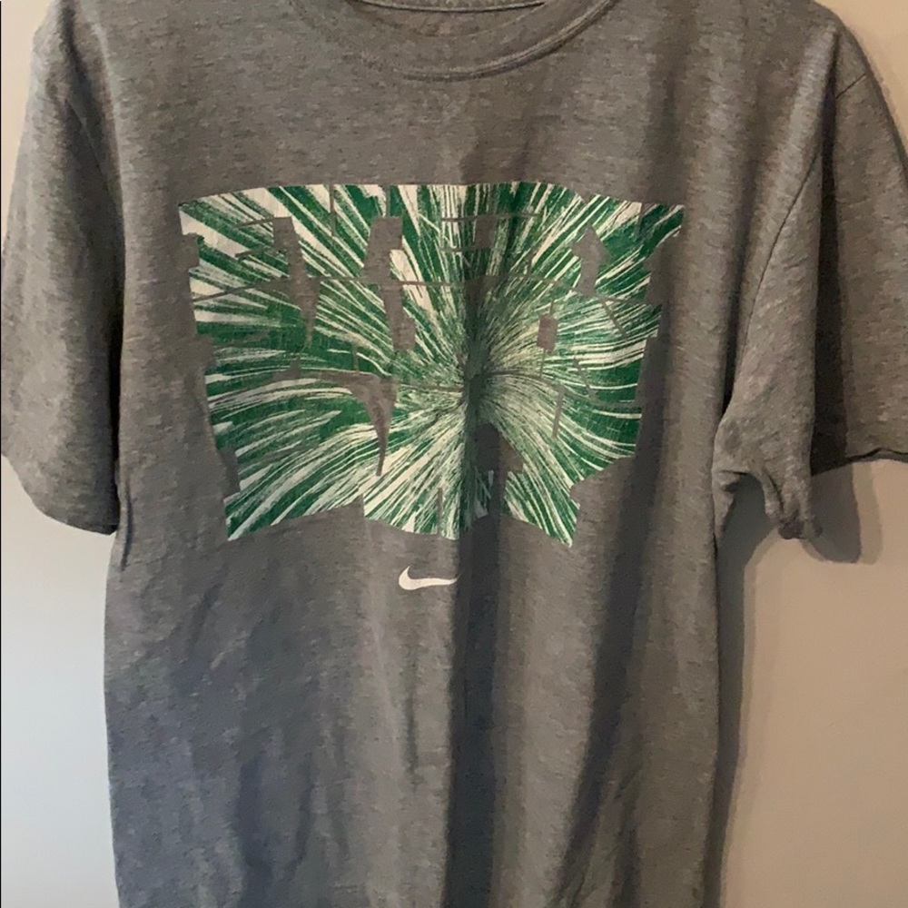 Men’s large Nike every damn day tee
